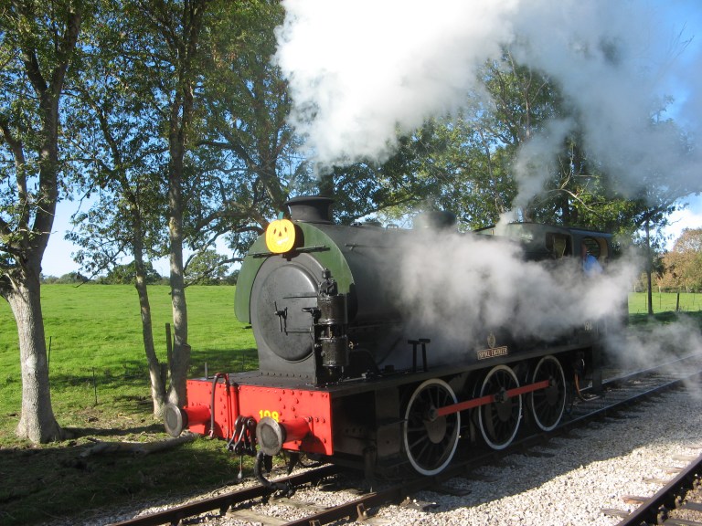 Engine shunting at Havenstreet
