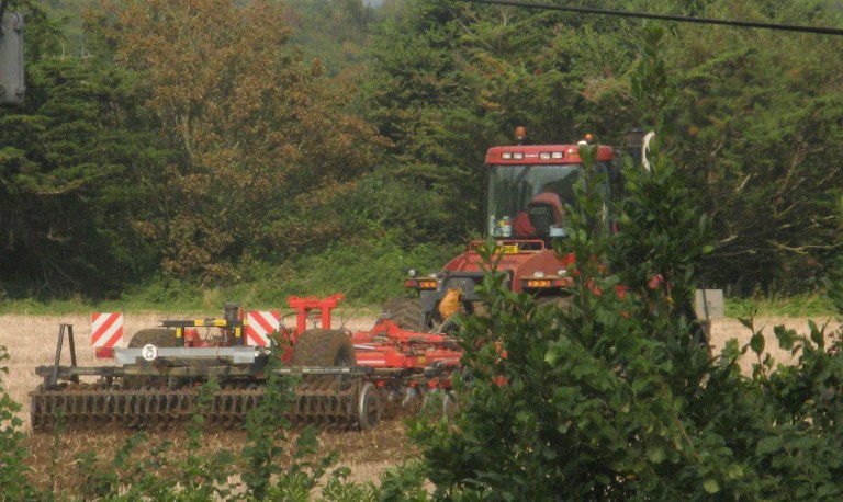 spider-and-tractor-004